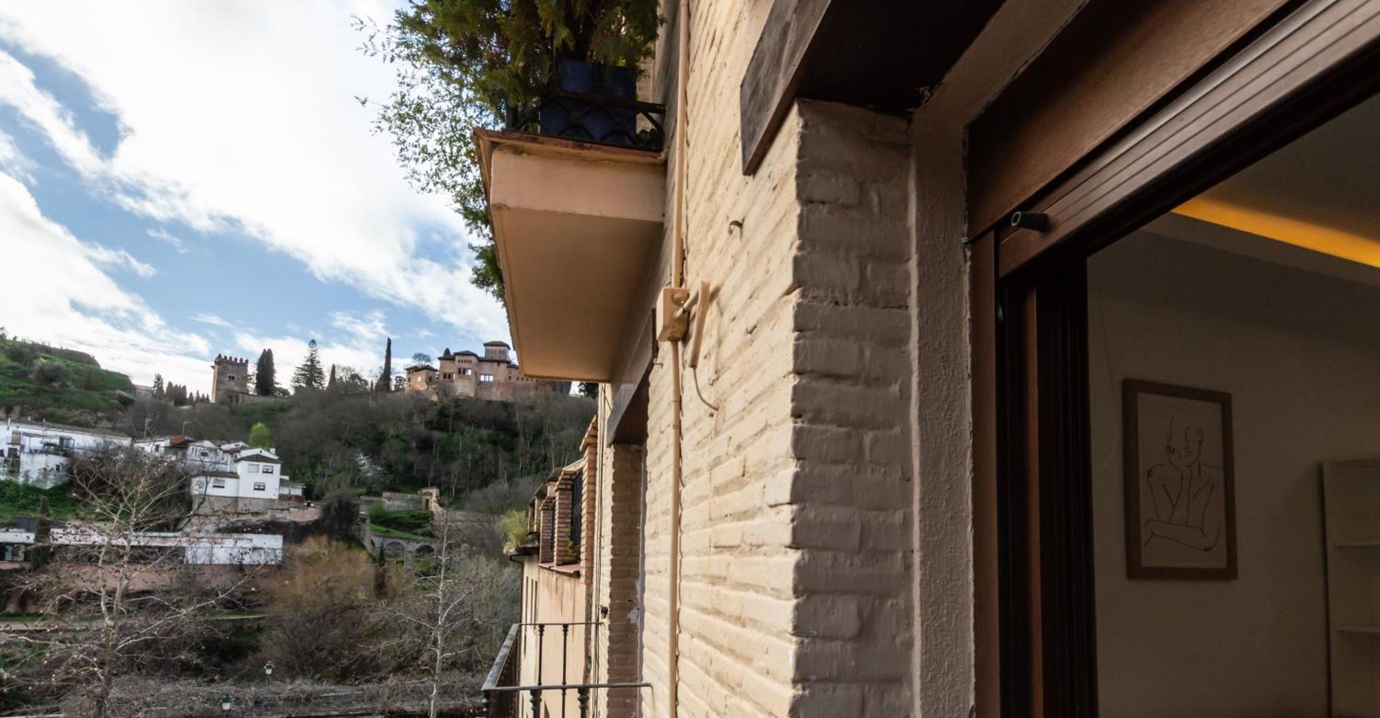 Apartamento Para Dos Al Lado De La Alhambra, En Pleno Centro Granada Luaran gambar