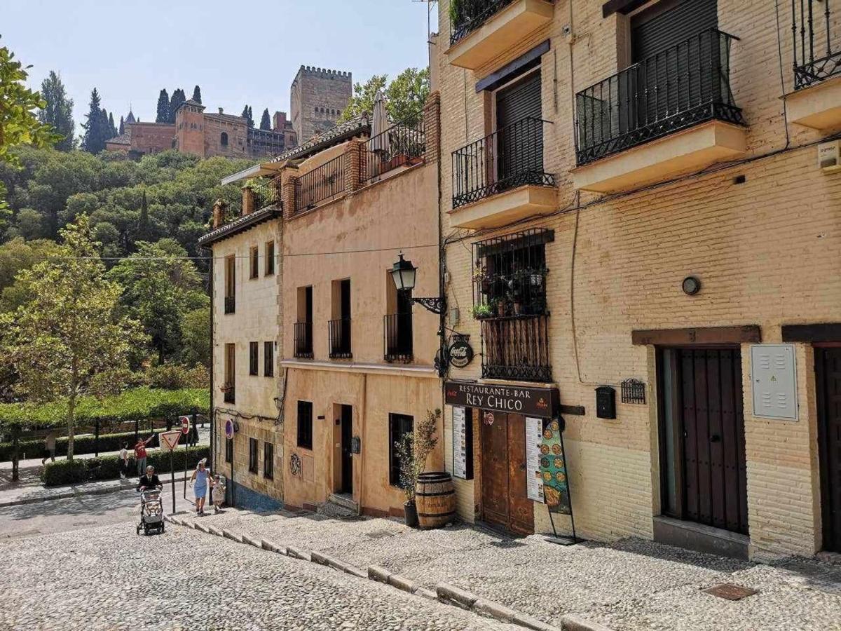 Apartamento Para Dos Al Lado De La Alhambra, En Pleno Centro Granada Luaran gambar